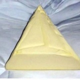 Piramida maslowa Logo