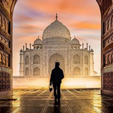 Lost in India 🇺🇦 Logo