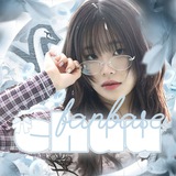 with chuu 🪽 Logo