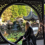 🙋‍♀️ Женский канал о коже 🌿 Косметология, нутриенты, восстановление — по всему миру 🧬 Консультации | Германия NRW Logo